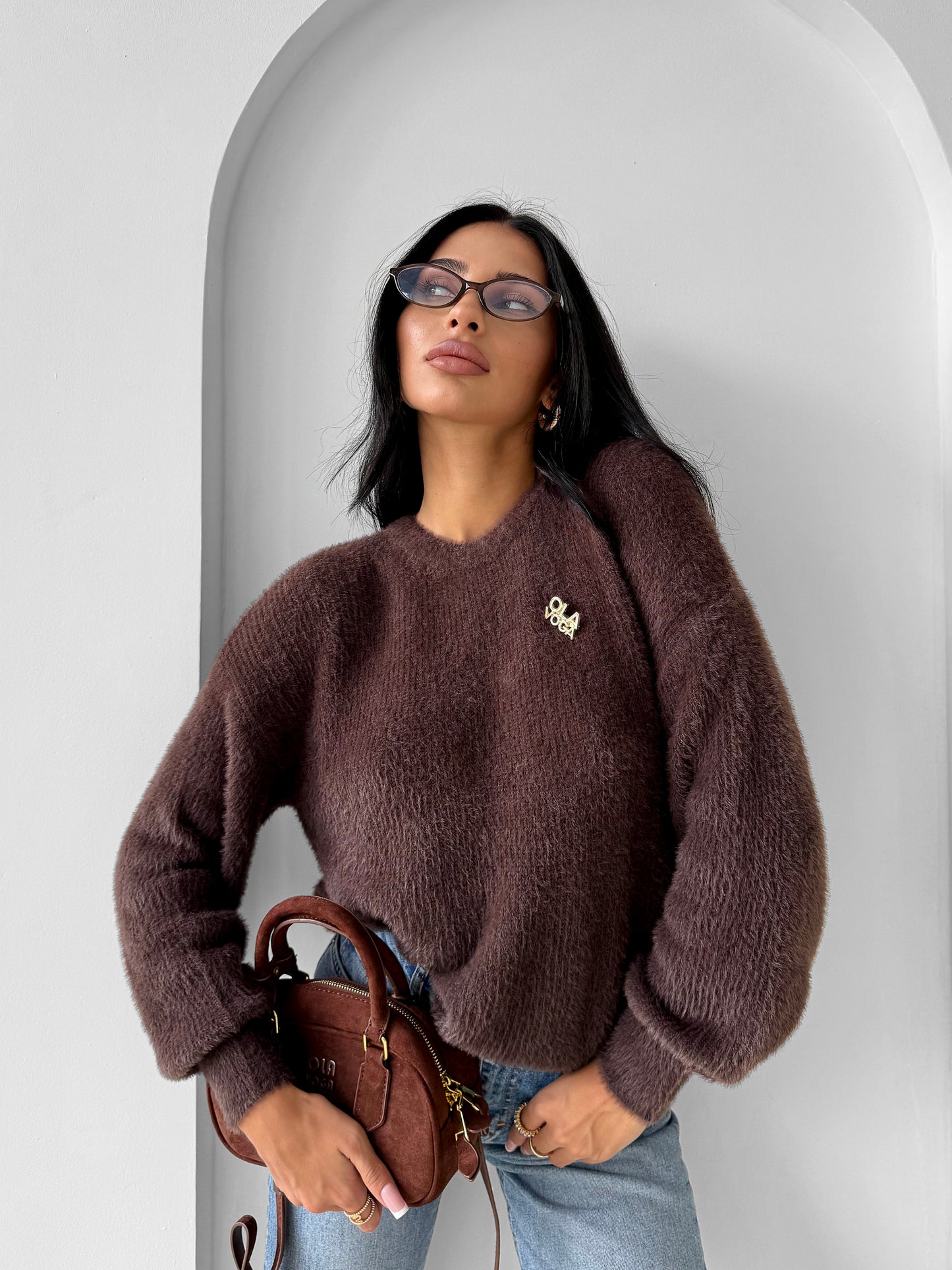 OLV Sweater – AURAMISU 2025