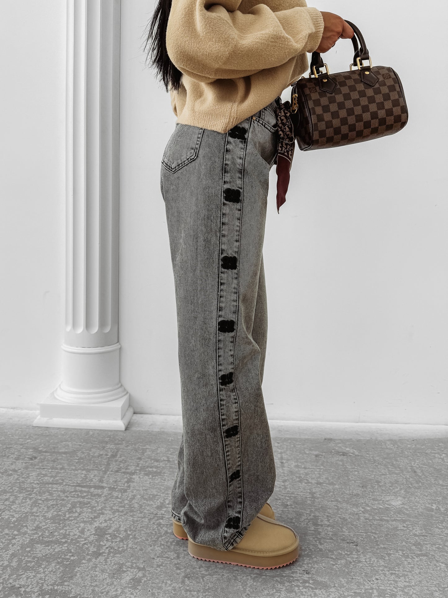 OLAVOGA Trousers ELIOKIE 2025