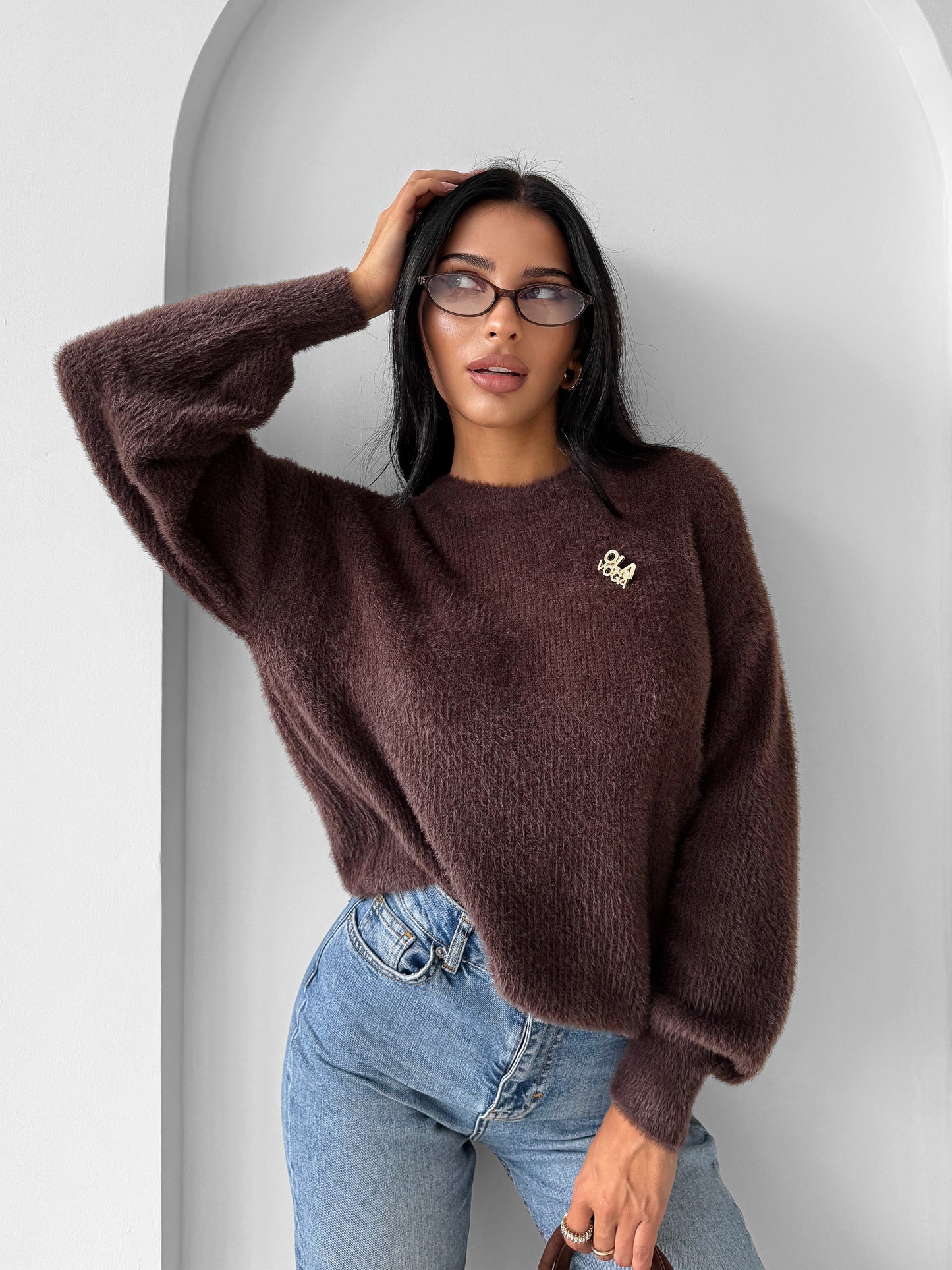 OLV Sweater – AURAMISU 2025