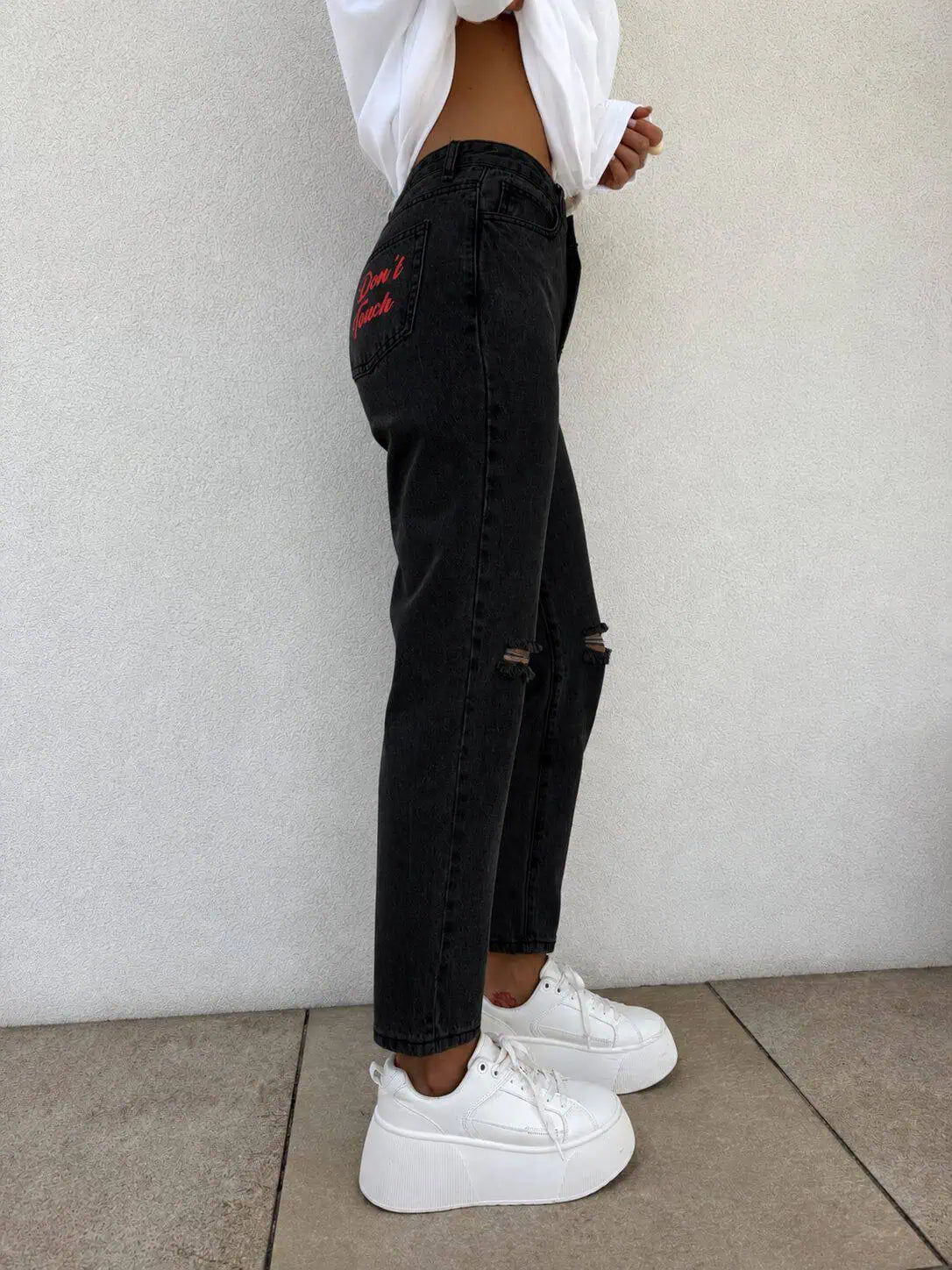 BY ME PREMIUM Mom FIT DONT TOUCH BLACK