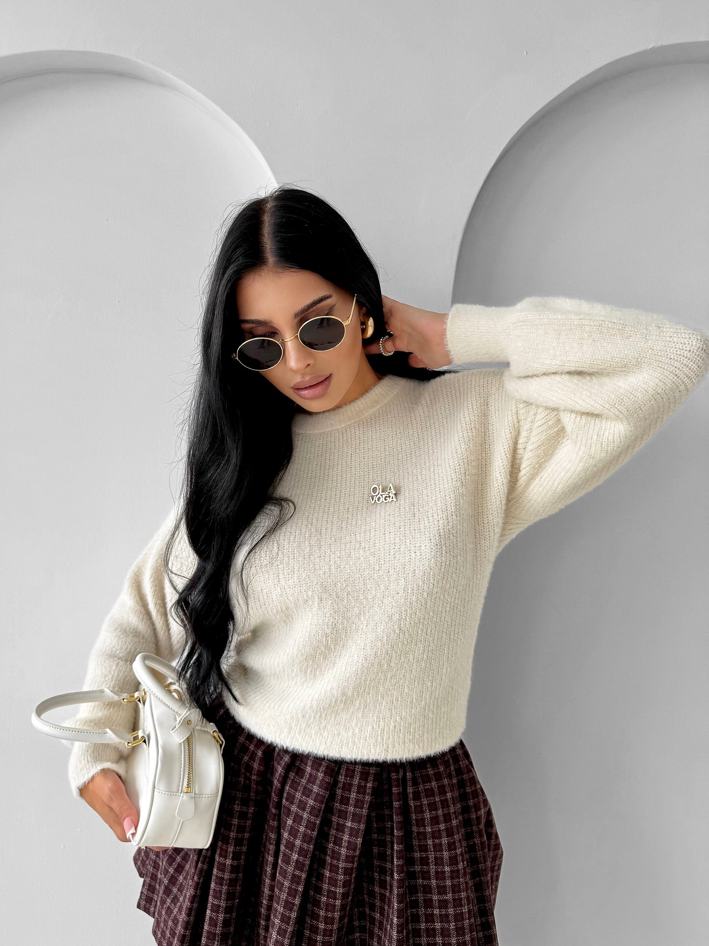 OLV Sweater – AURAMISU 2025