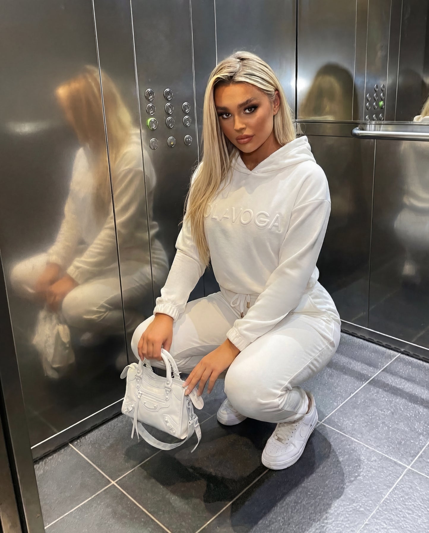 OLAVOGA set BELORE 2026