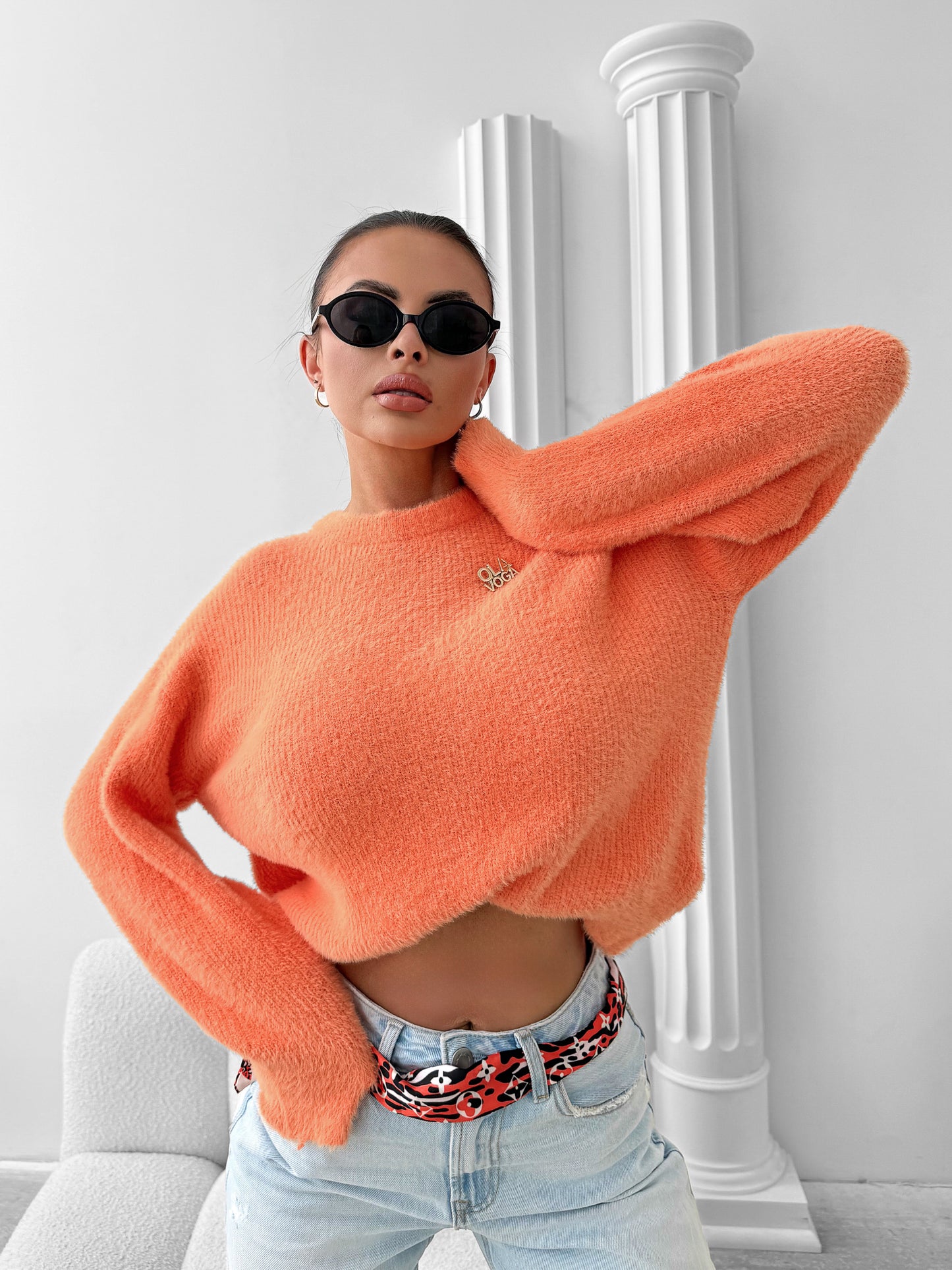 OLV Sweater – AURAMISU 2025