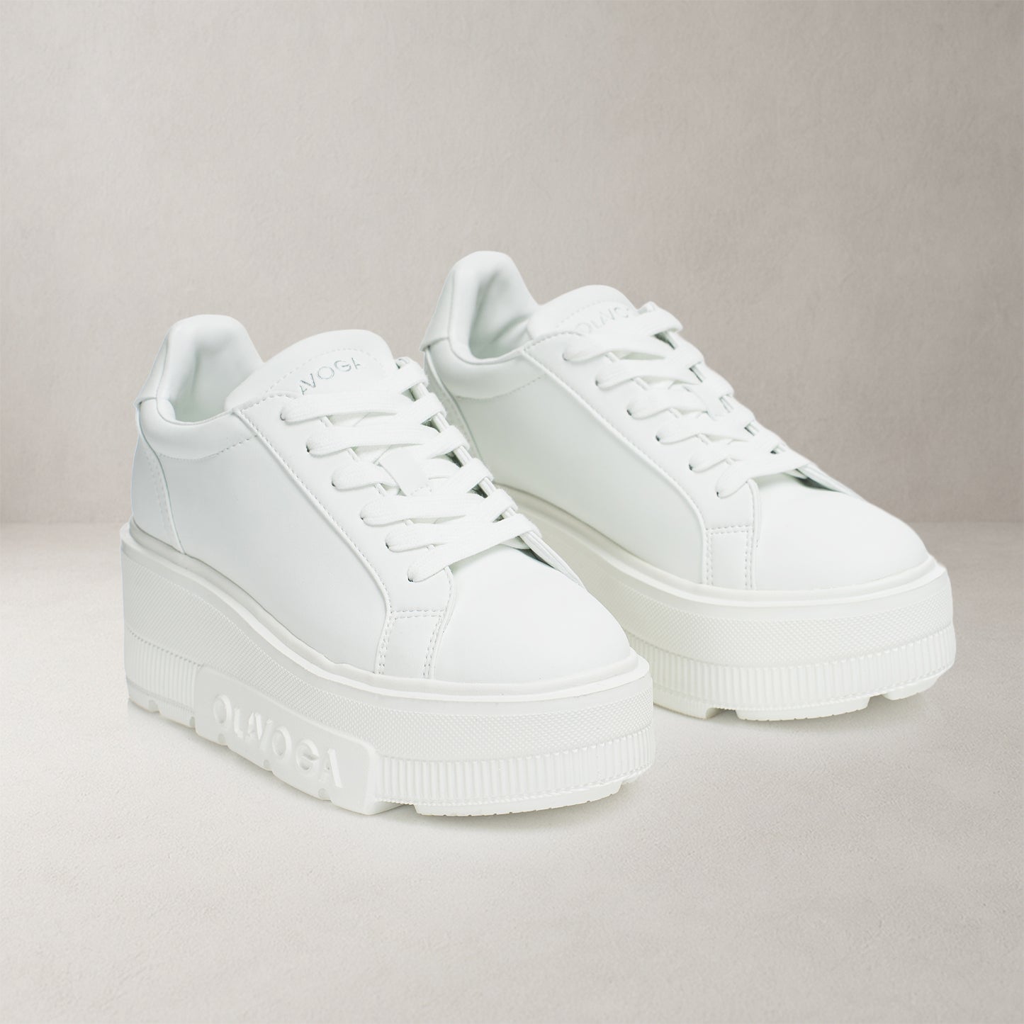 O’La Voga Sneakers NEFRE 2025