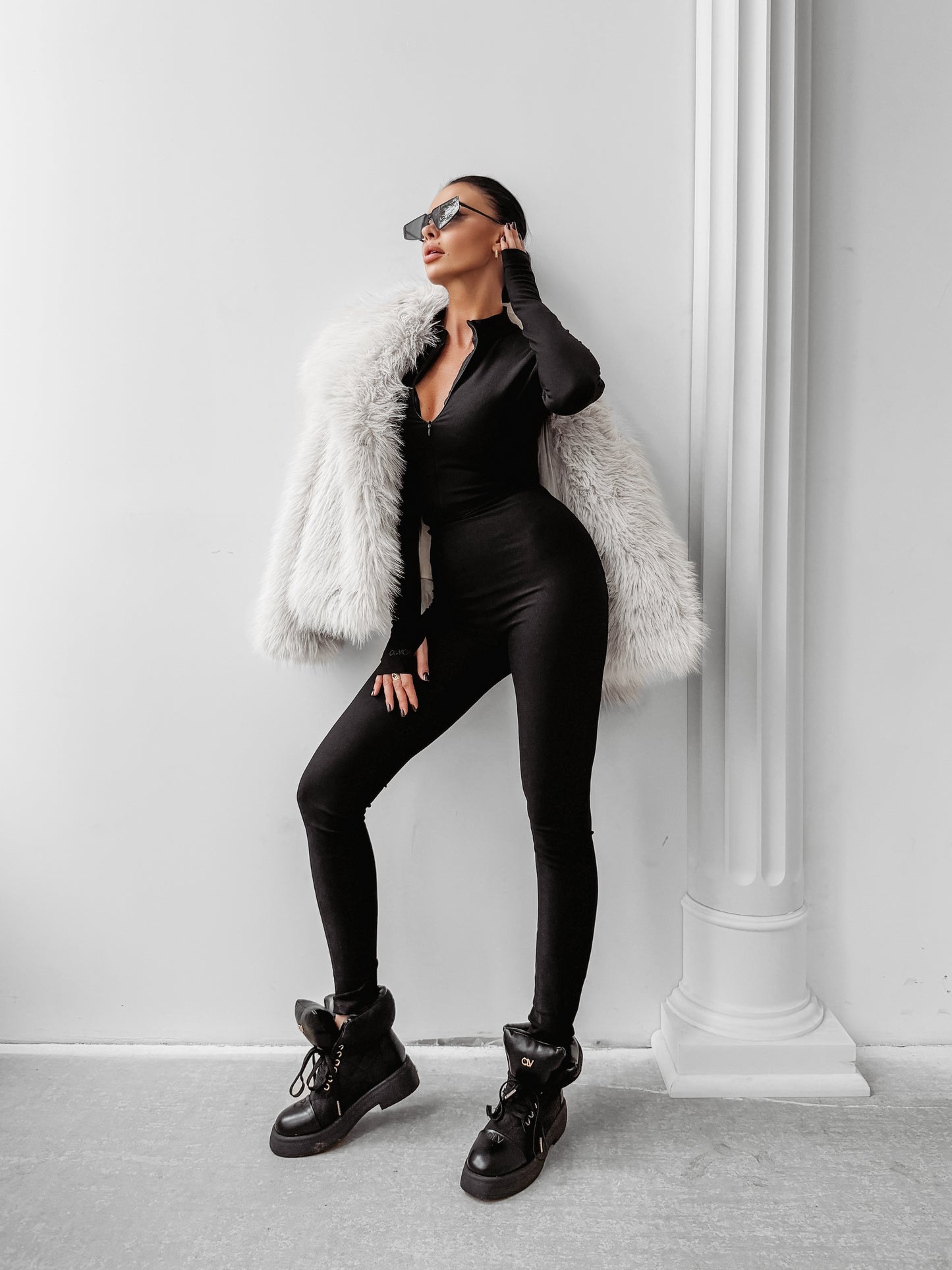 OLAVOGA Jumpsuit Timeless Ember 2025