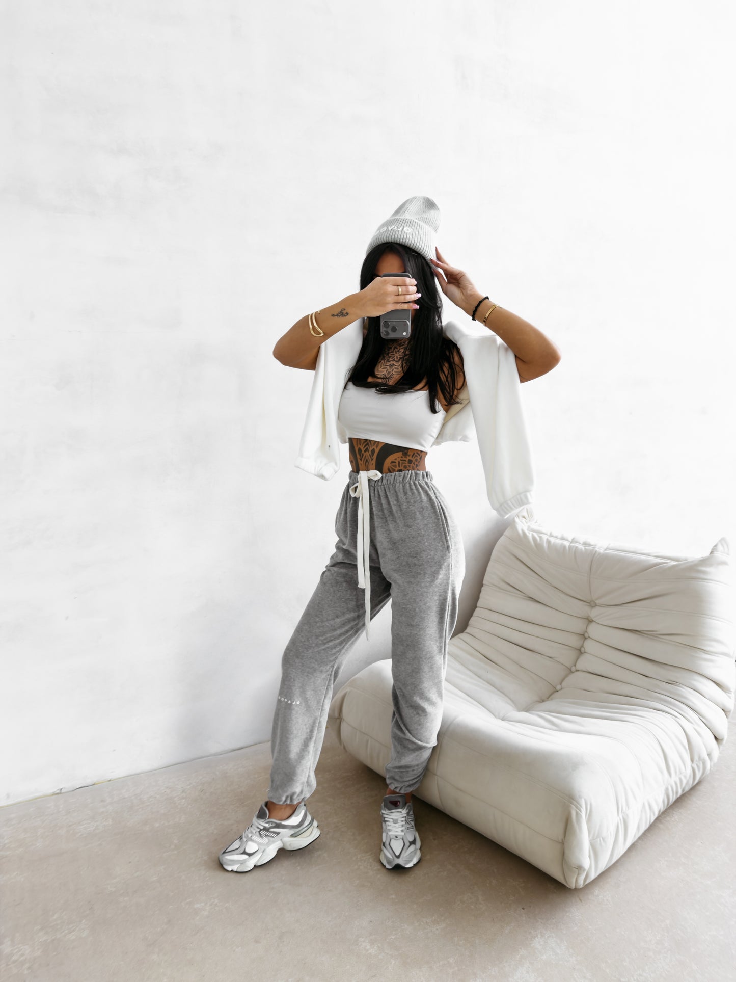 OLAVOGA trousers NESA 2026