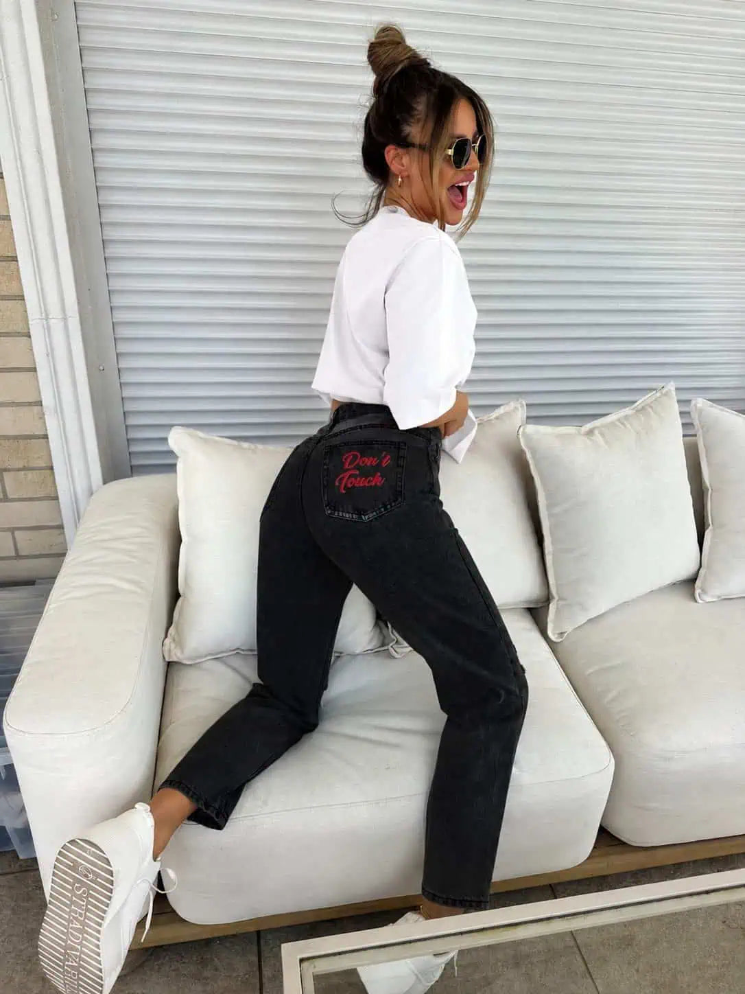 BY ME PREMIUM Mom FIT DONT TOUCH BLACK