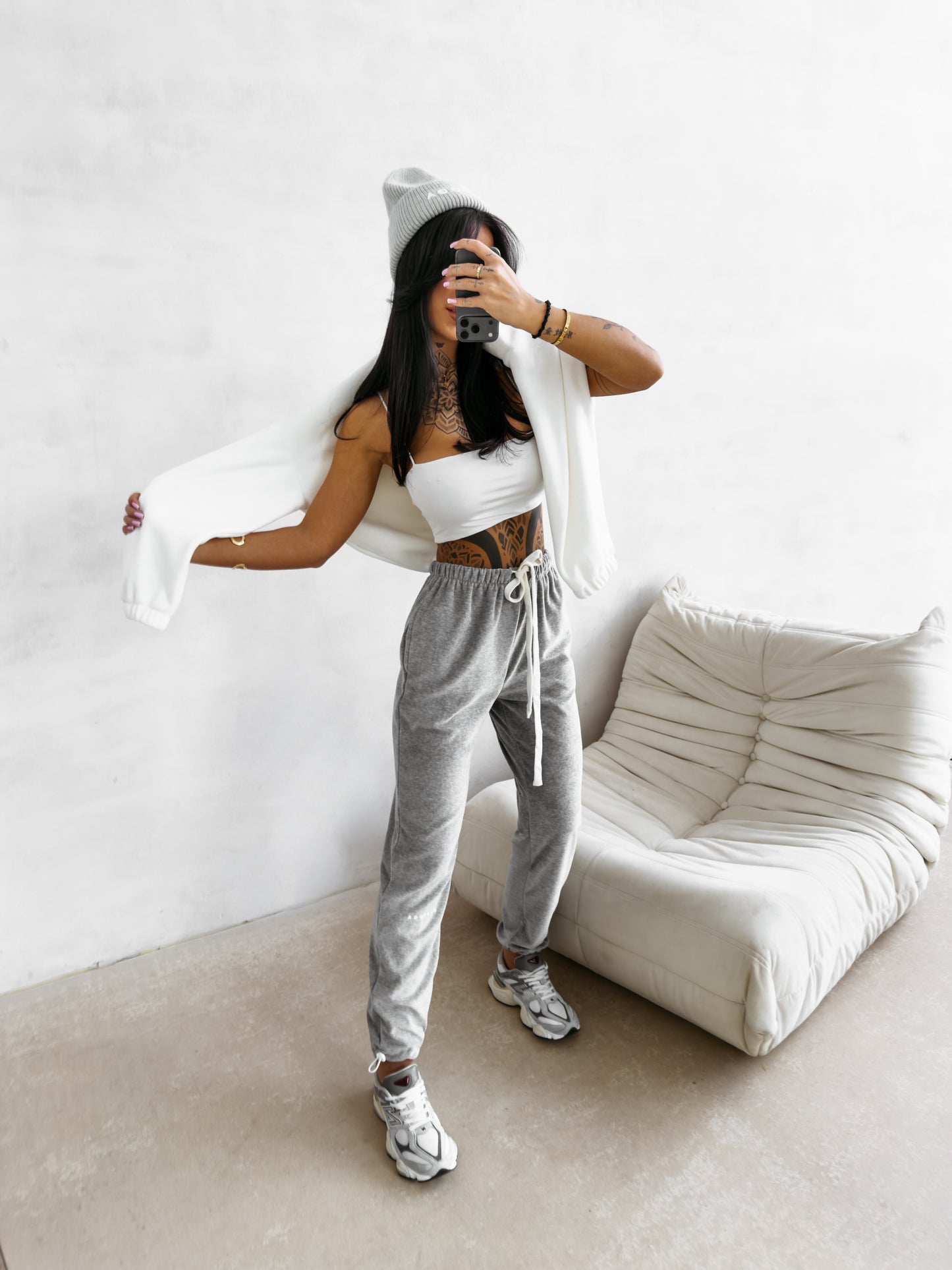 OLAVOGA trousers NESA 2026