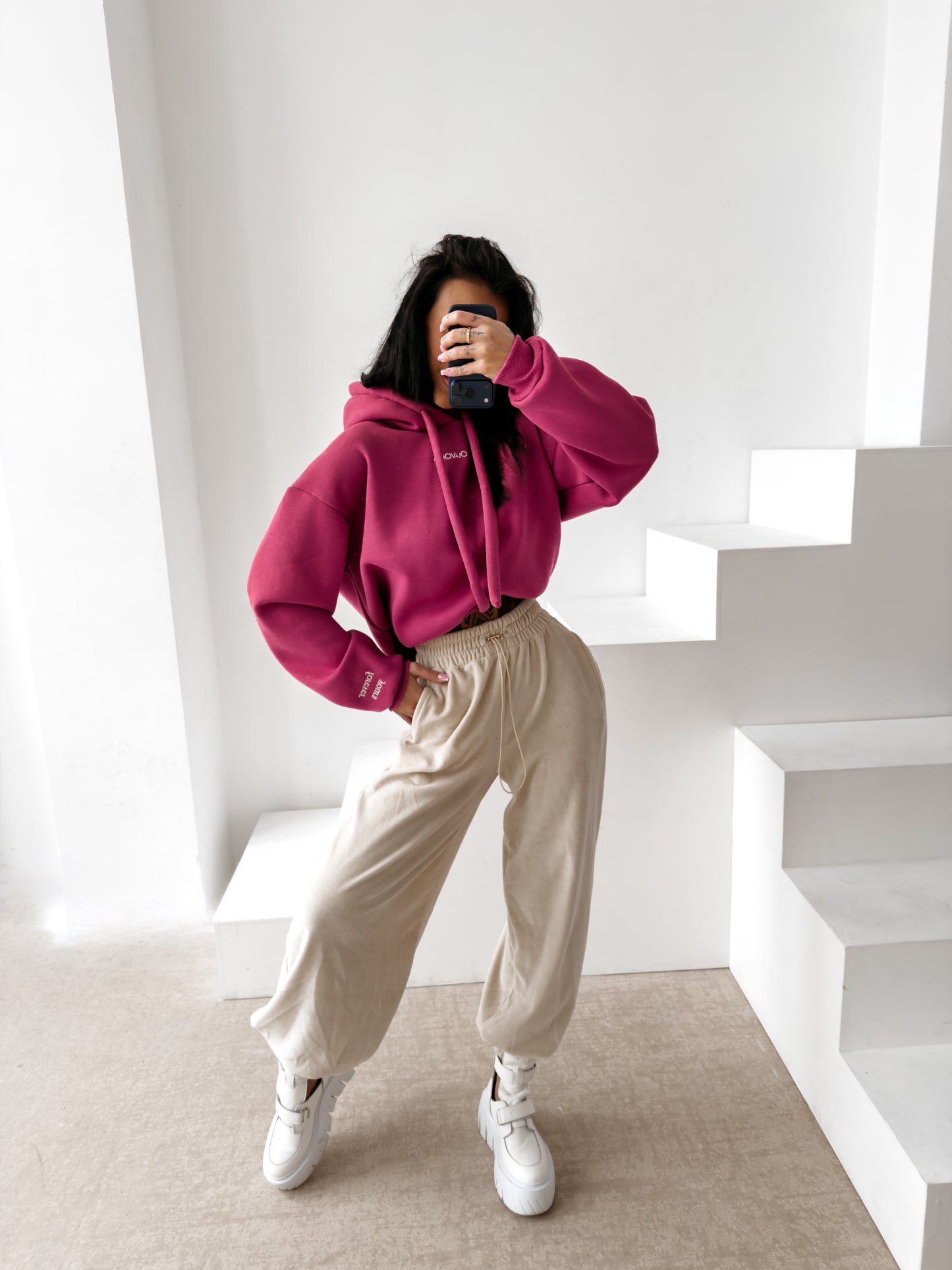 OLAVOGA Hoodie ADORE 2026