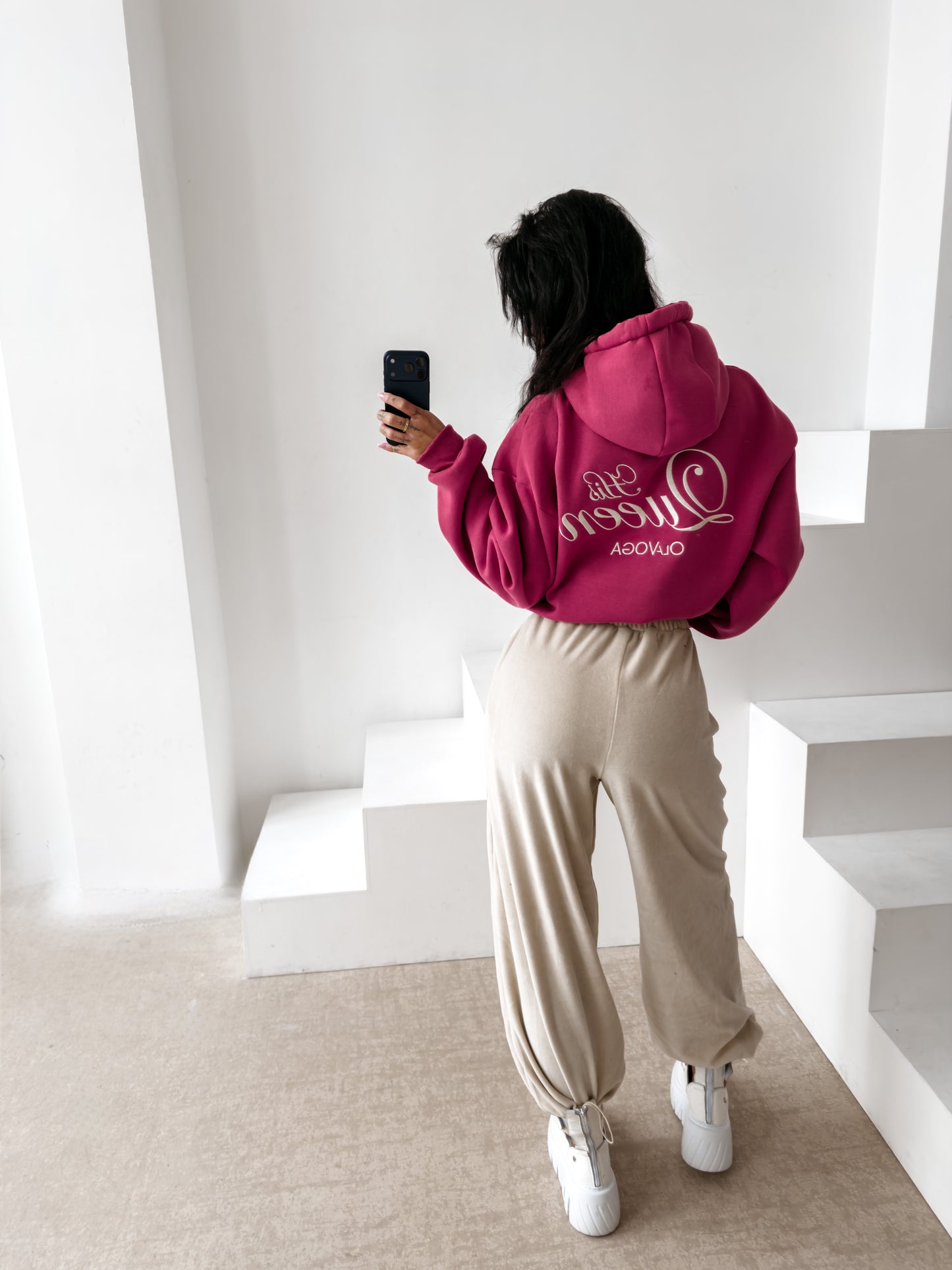 OLAVOGA Hoodie ADORE 2026