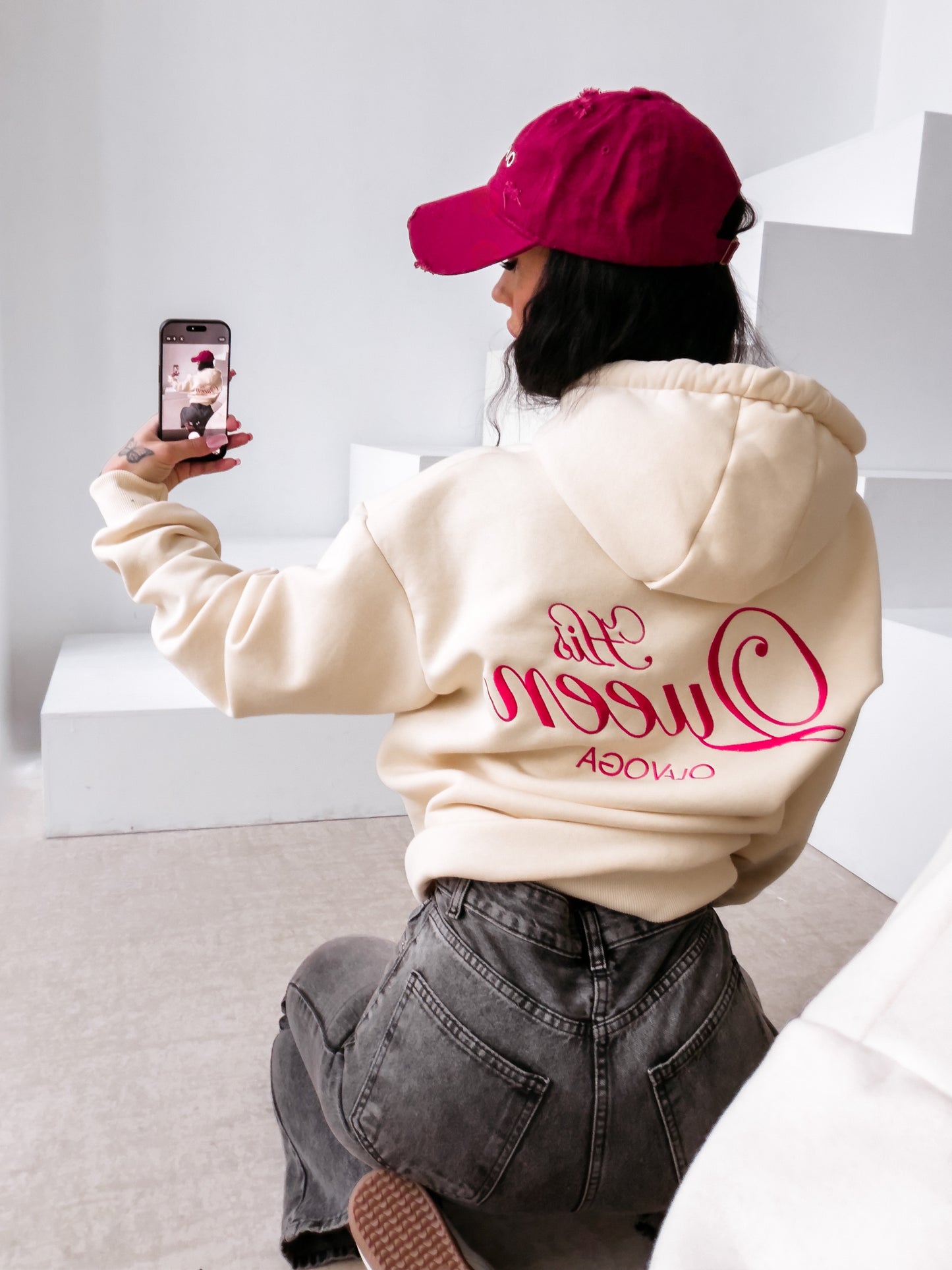 OLAVOGA Hoodie ADORE 2026