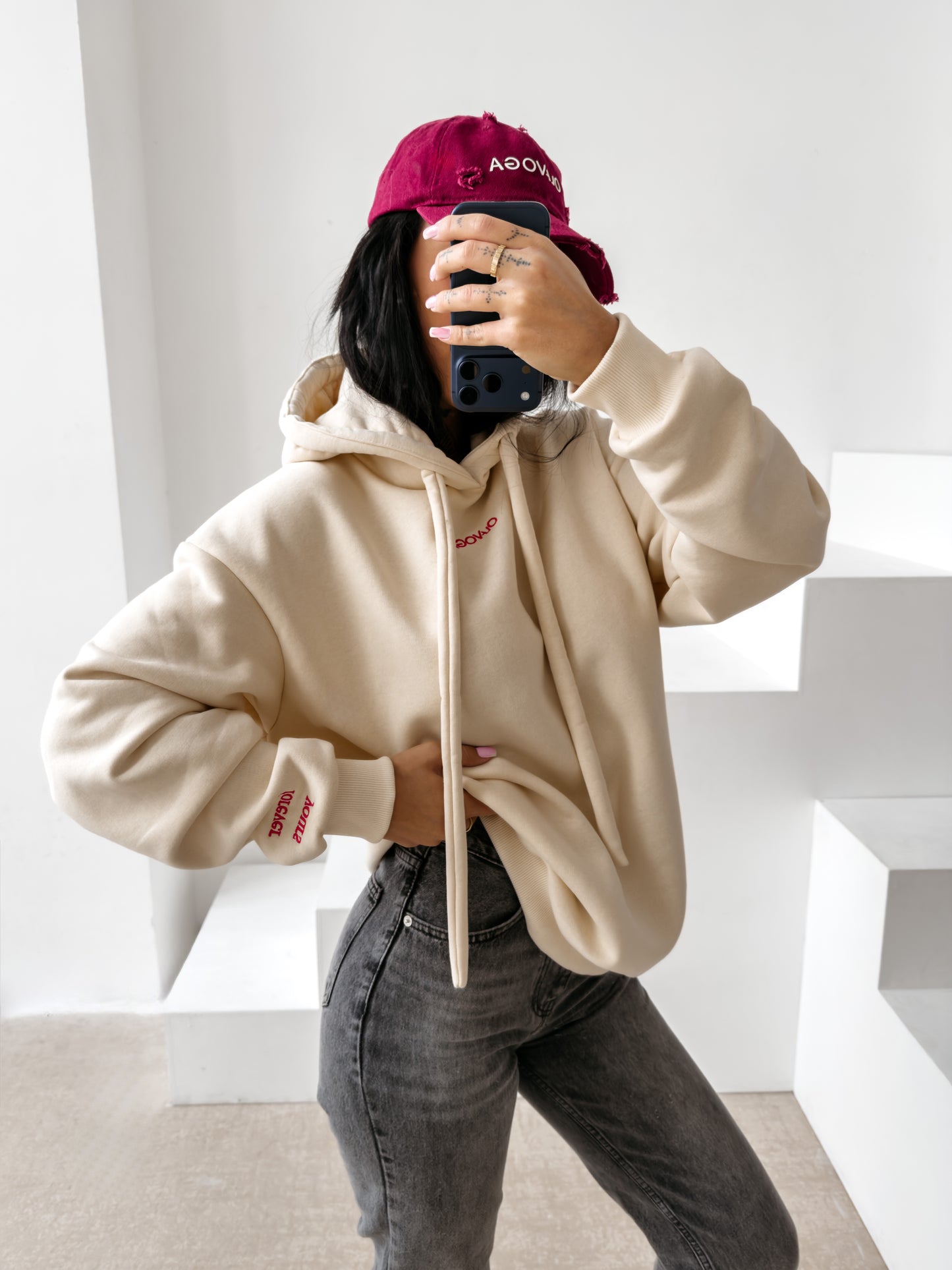 OLAVOGA Hoodie ADORE 2026