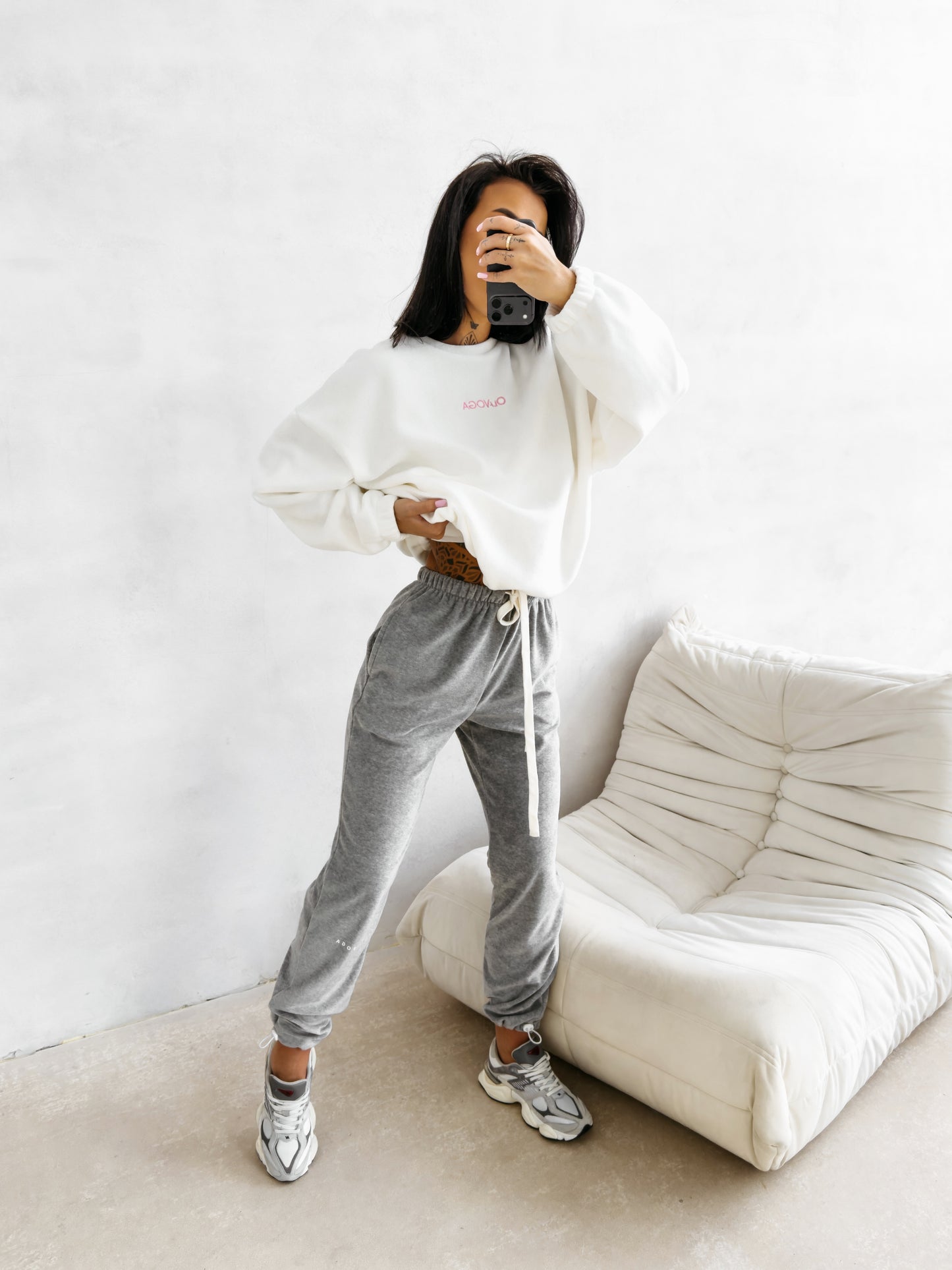 OLAVOGA trousers NESA 2026