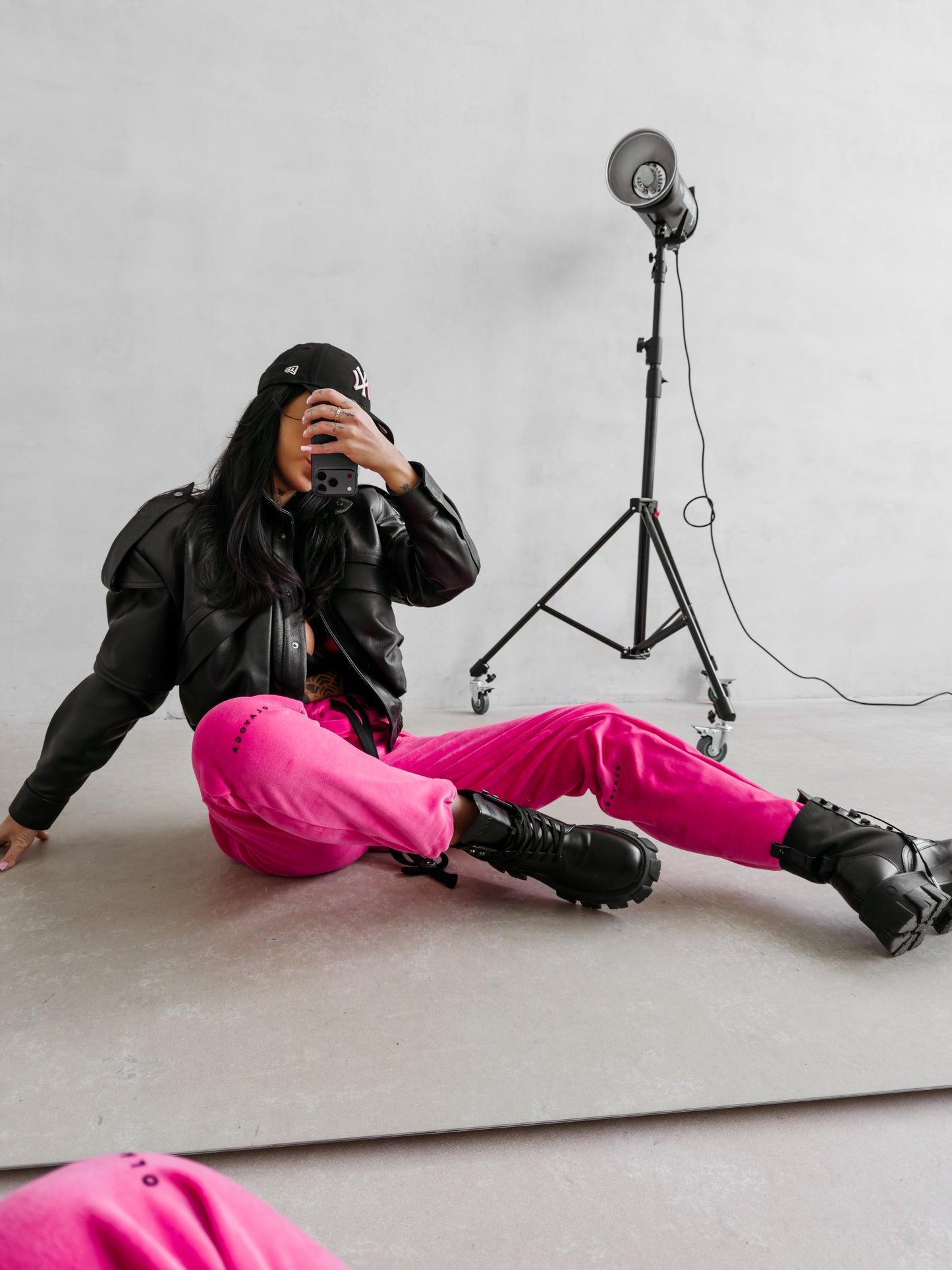 OLAVOGA trousers NESA 2026