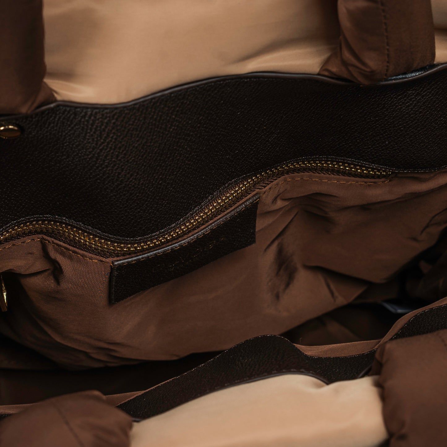 OLAVOGA Bag FIOE 2025