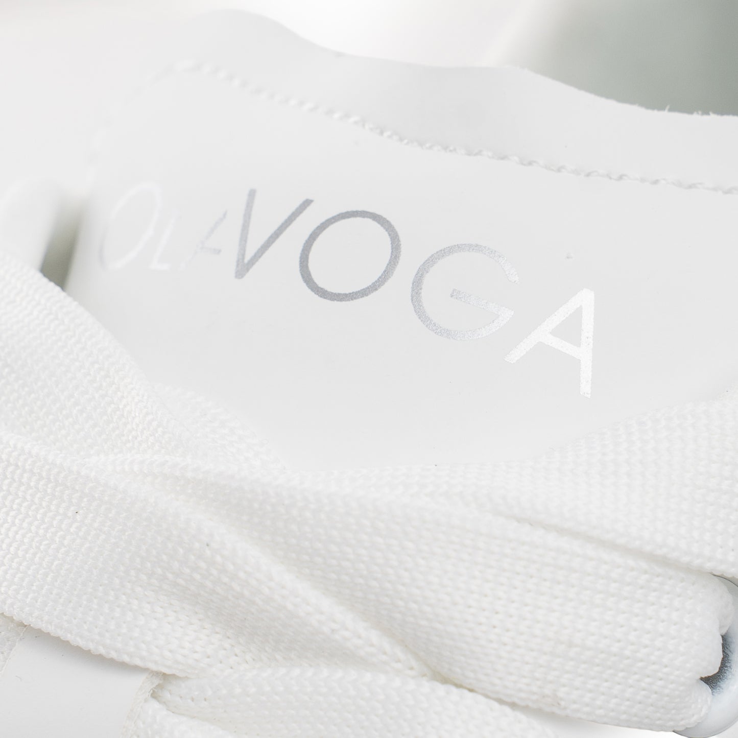 OLAVOGA MOIRA 2026 SNEAKERS