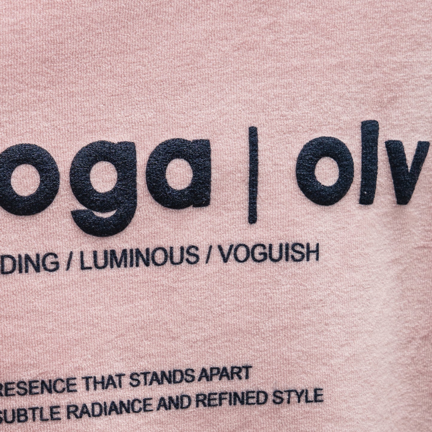OLAVOGA Velvora 2026 sweatshirt