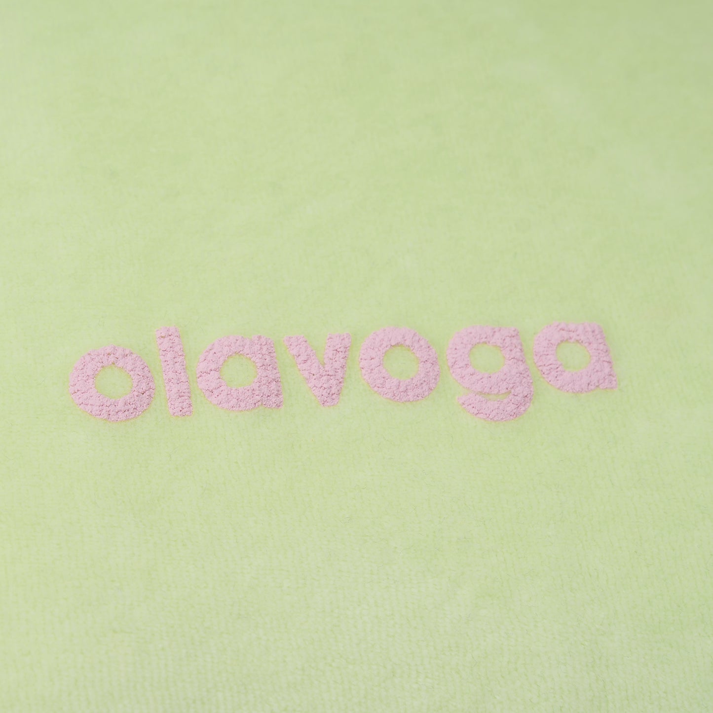 OLAVOGA Velvora 2026 sweatshirt