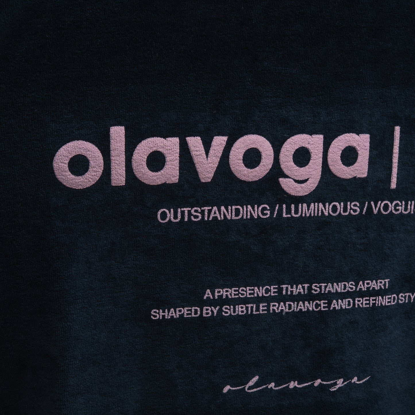 OLAVOGA Velvora 2026 sweatshirt