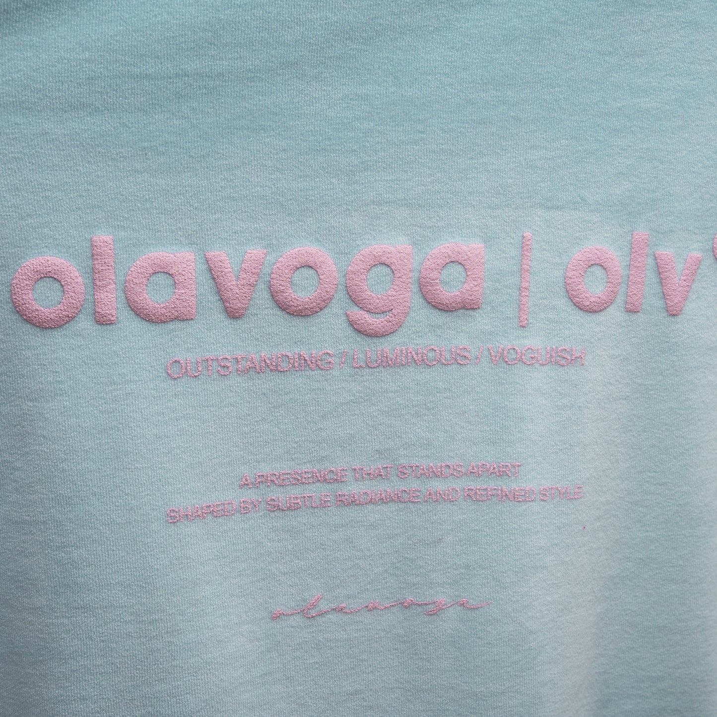 OLAVOGA Velvora 2026 sweatshirt