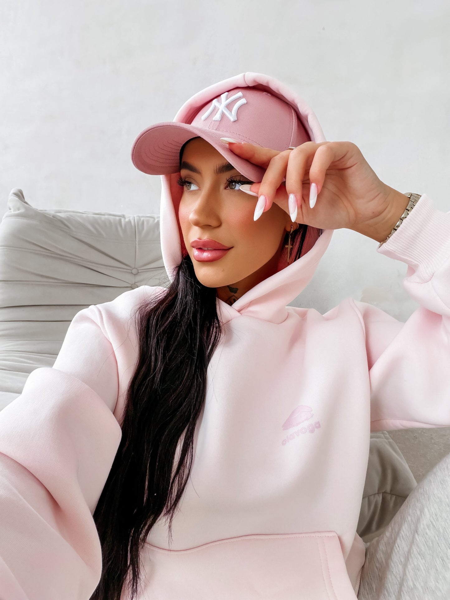 OLAVOGA Lucky Mindset 2026 HOODIE