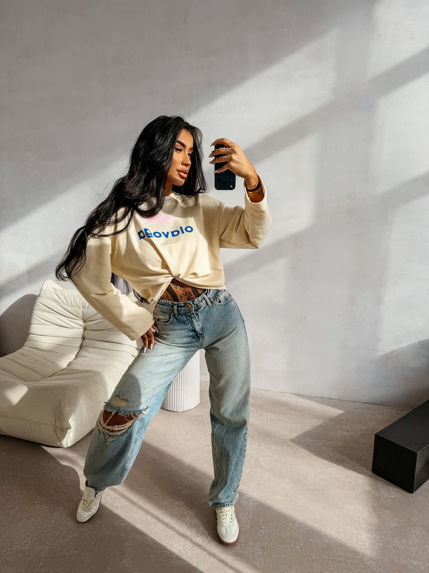 OLAVOGA Urban Royal 2026 sweatshirt