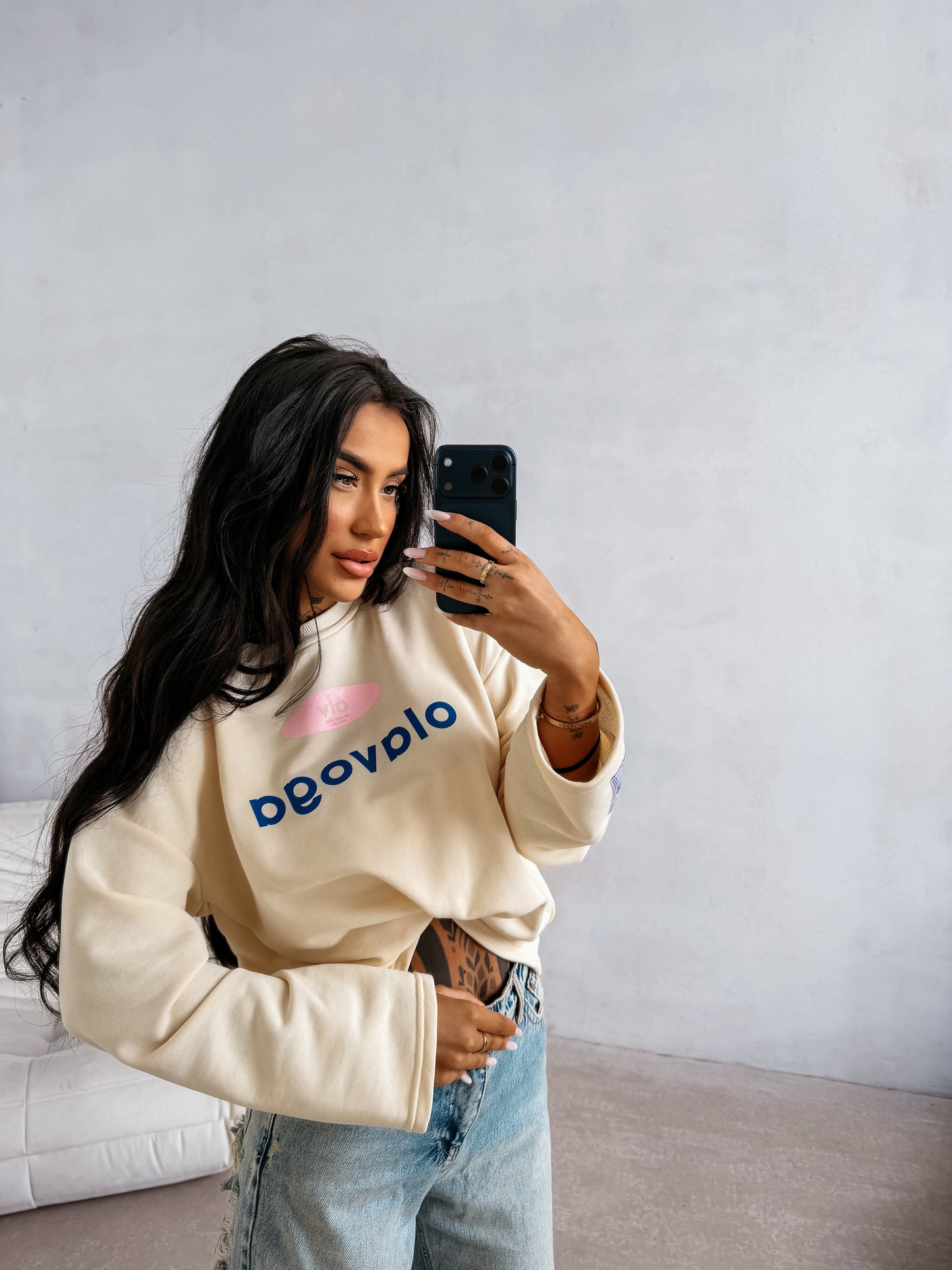 OLAVOGA Urban Royal 2026 sweatshirt