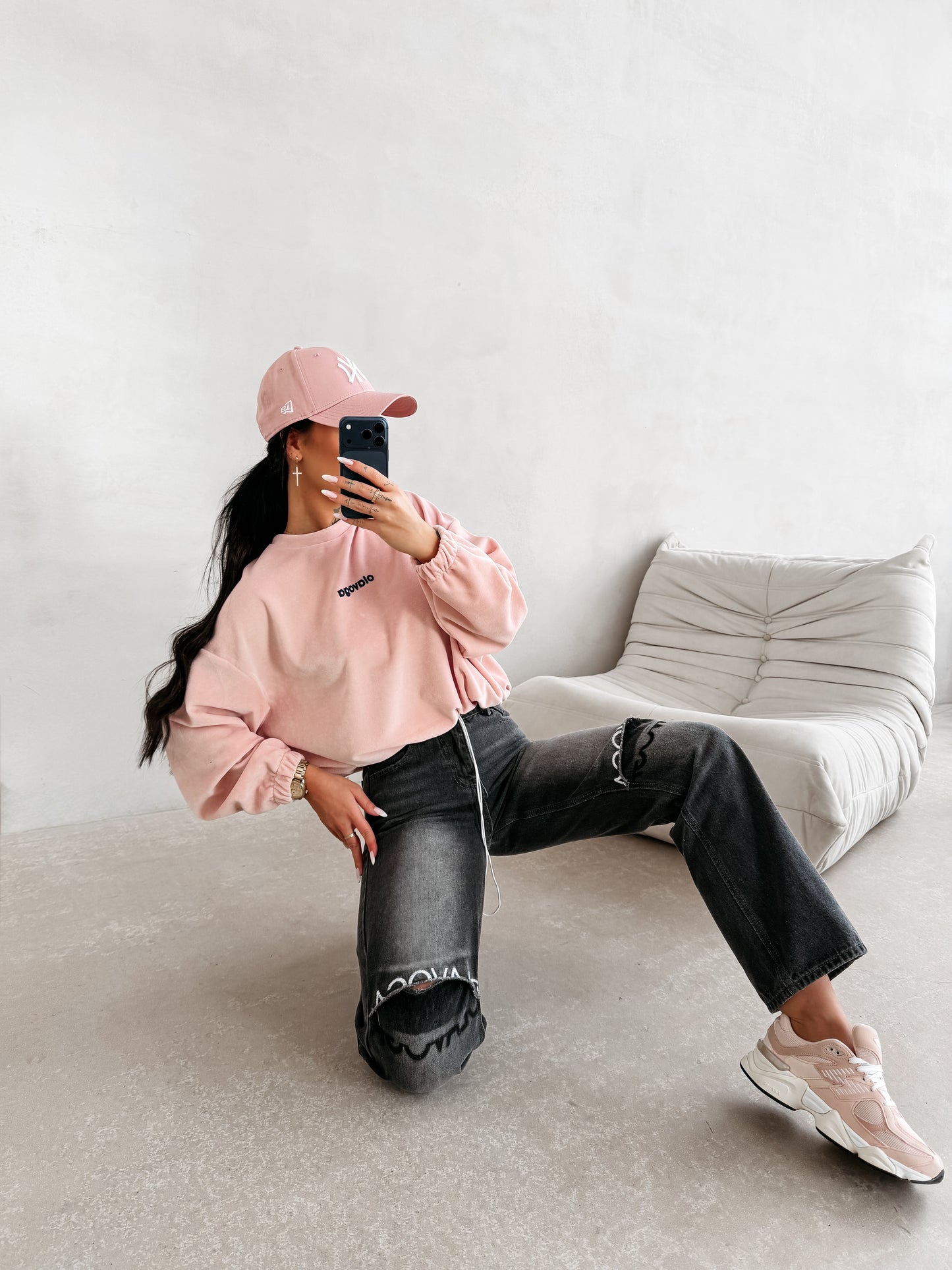 OLAVOGA Velvora 2026 sweatshirt