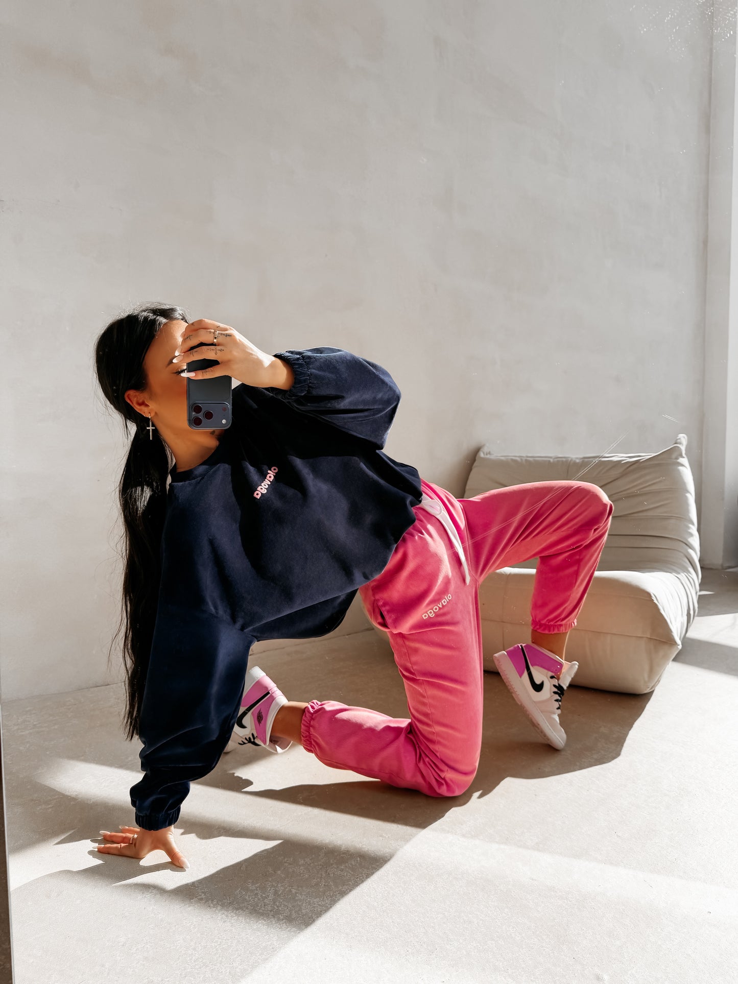 OLAVOGA Velvora 2026 sweatshirt