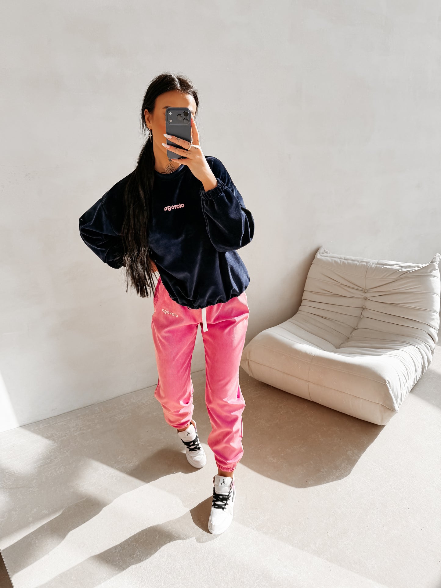 OLAVOGA Velvora 2026 sweatshirt