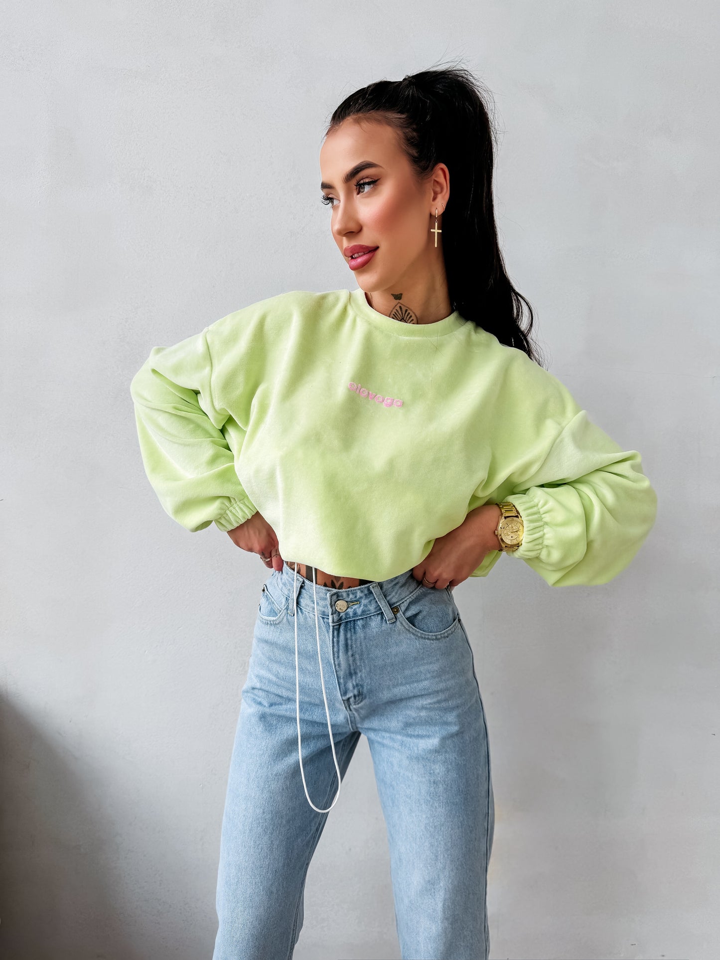 OLAVOGA Velvora 2026 sweatshirt