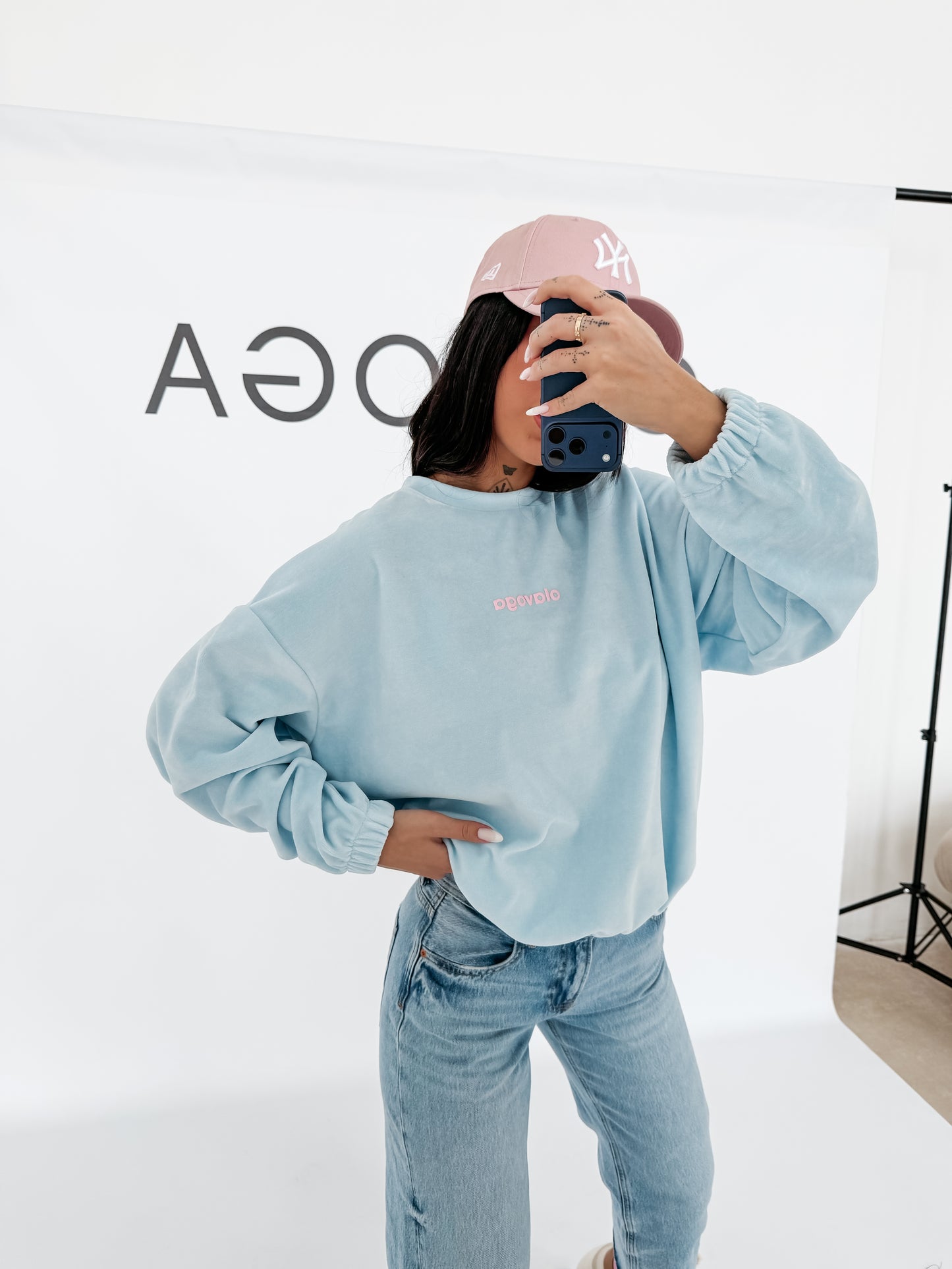 OLAVOGA Velvora 2026 sweatshirt