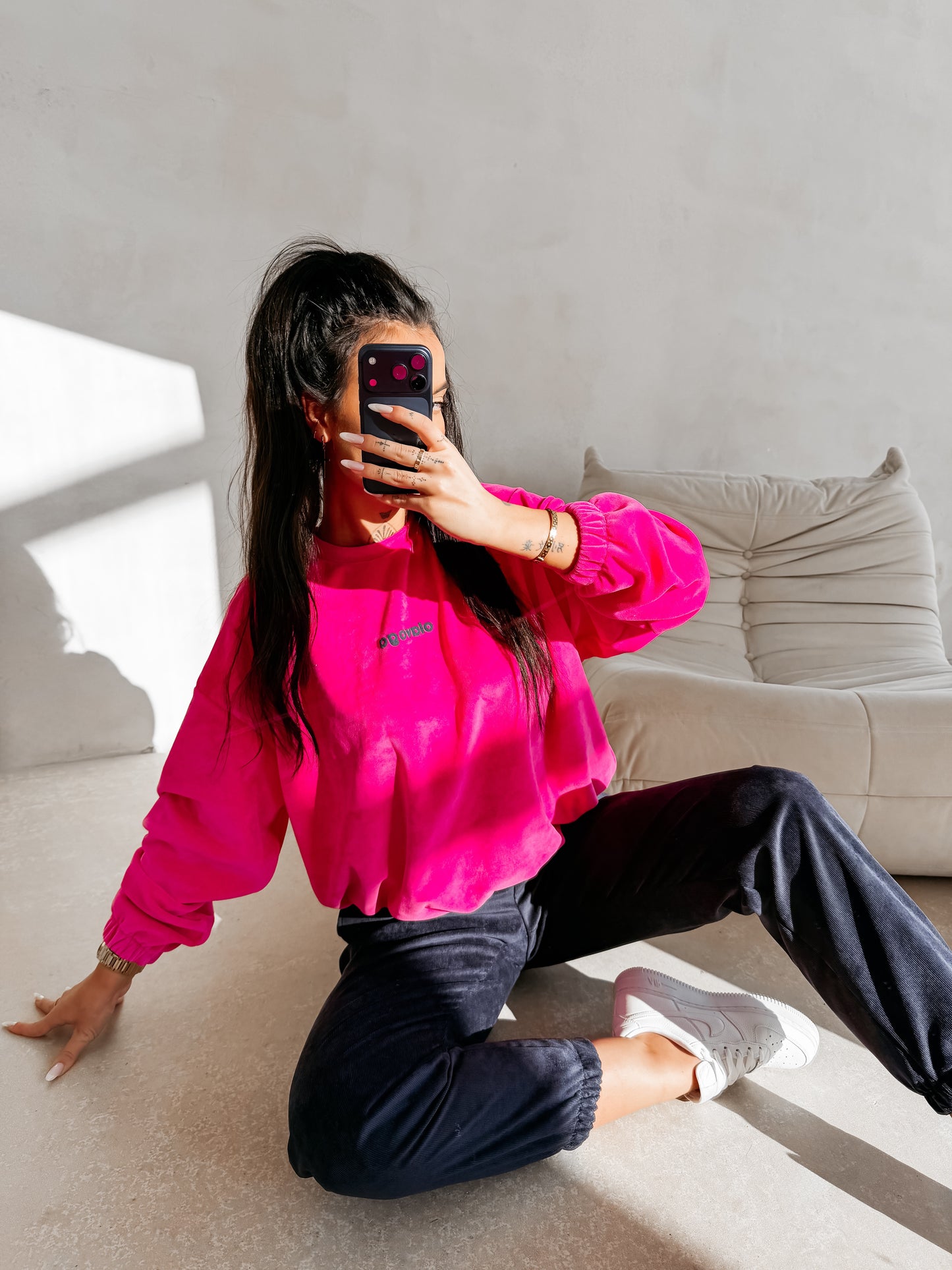 OLAVOGA Velvora 2026 sweatshirt