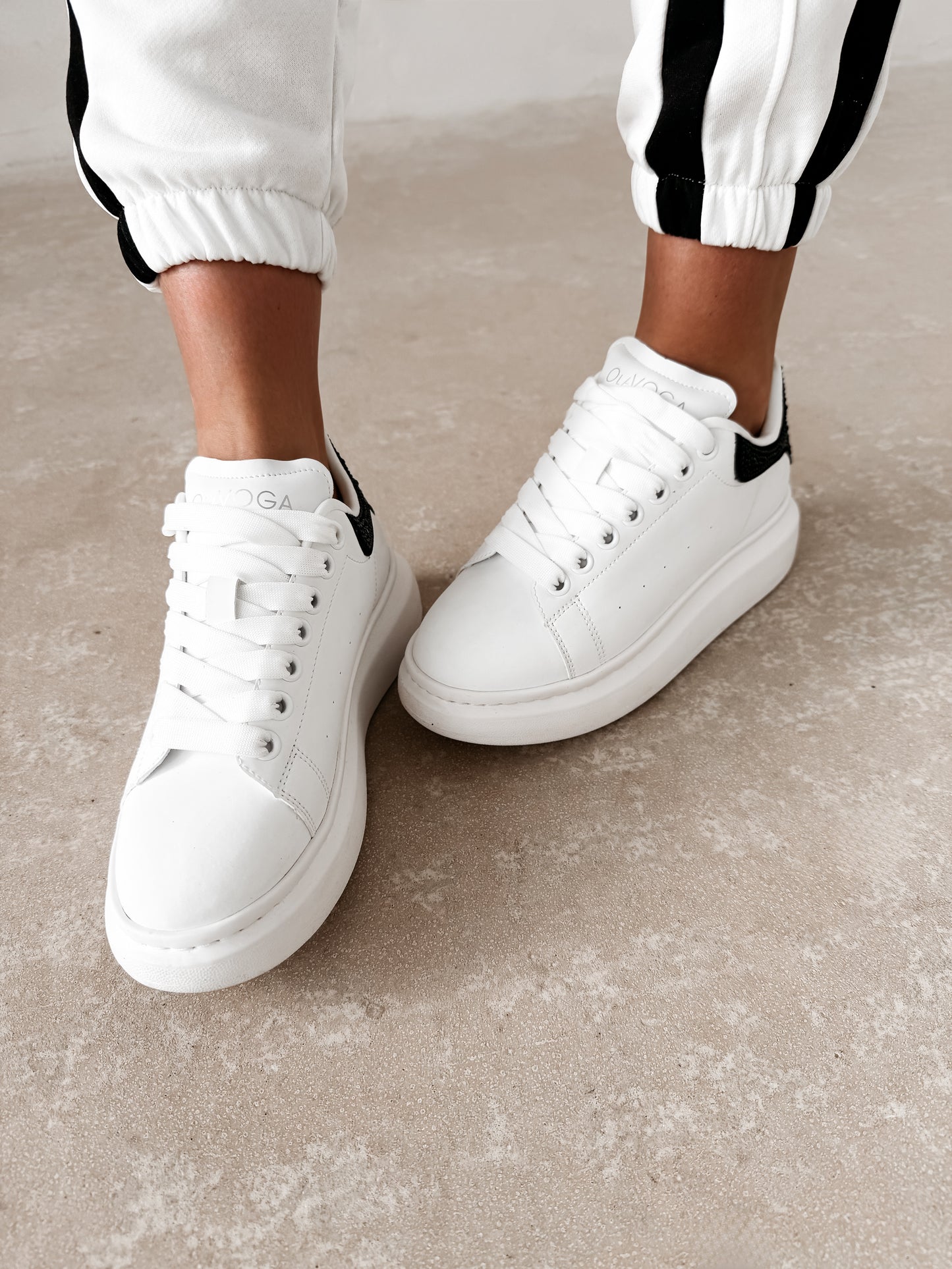 OLAVOGA MOIRA 2026 SNEAKERS