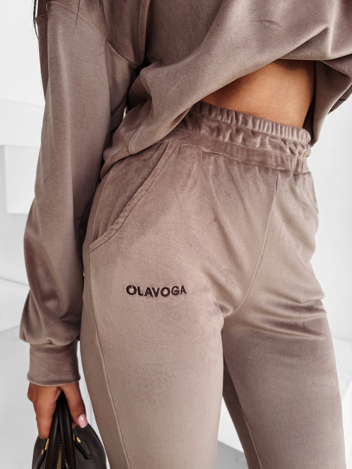 OLAVOGA Set VELVET ASH 2025