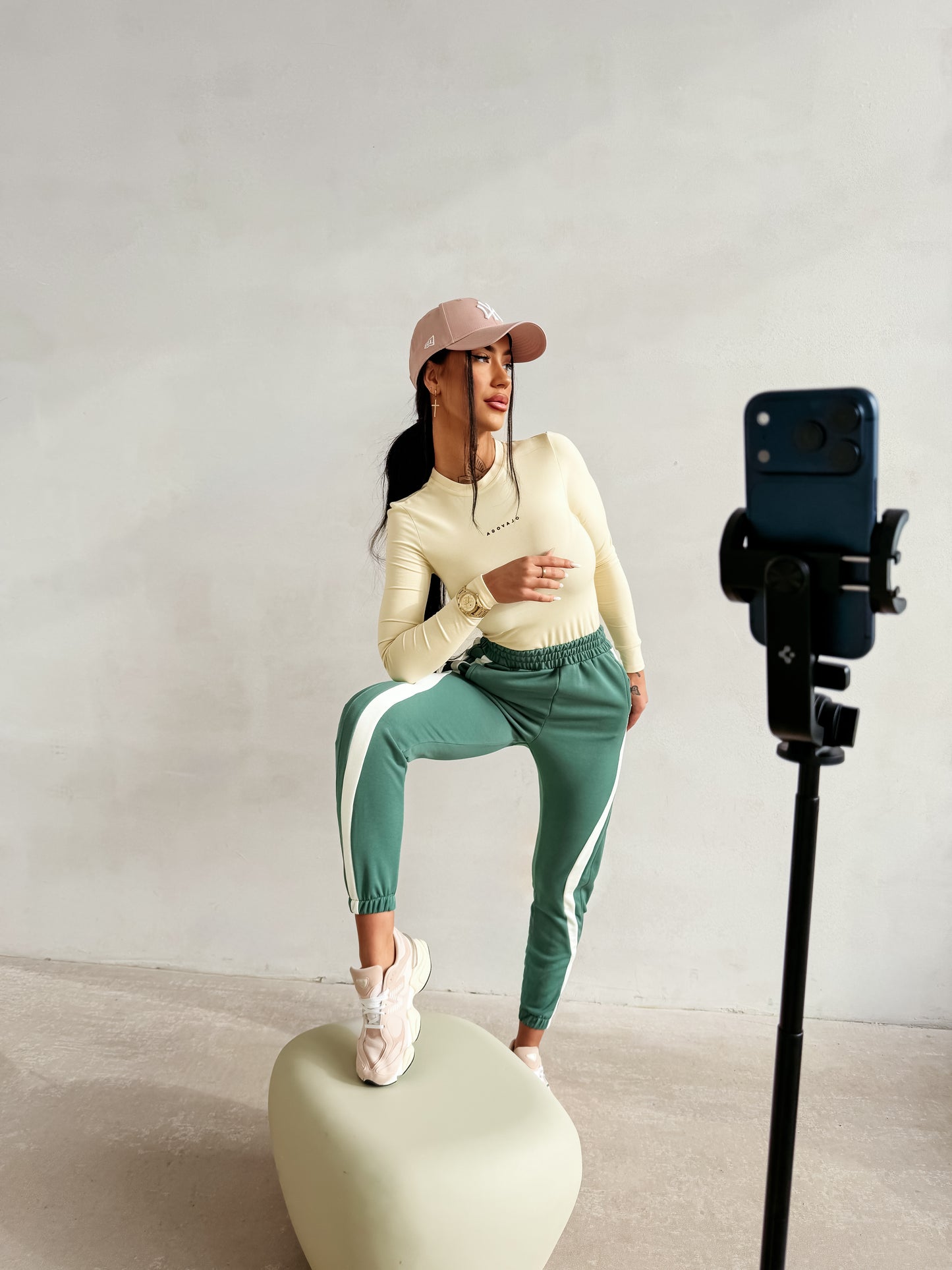 OLAVOGA FIKOR 2026 trousers