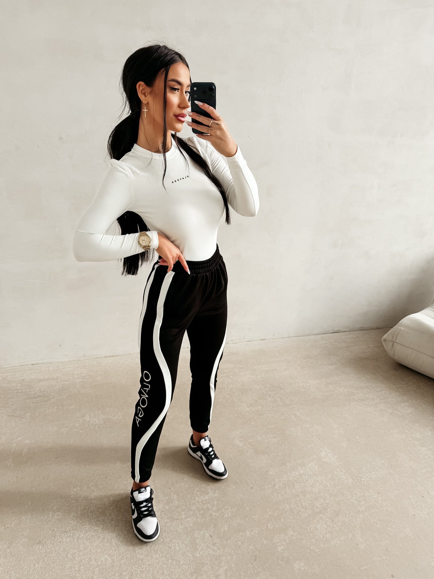 OLAVOGA FIKOR 2026 trousers