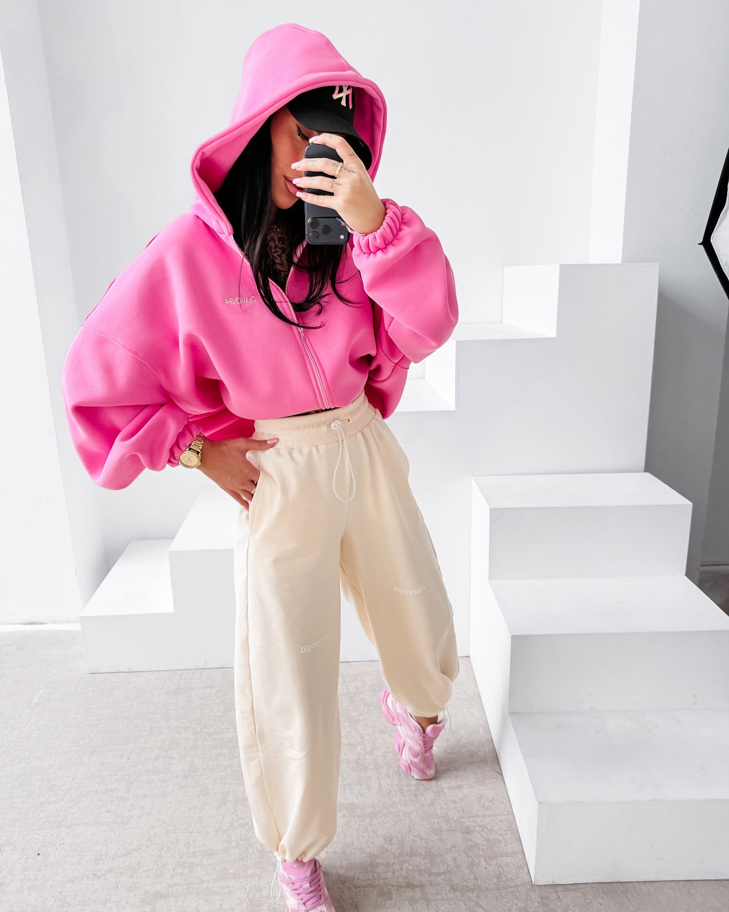 OLAVOGA Nest 2026 trousers