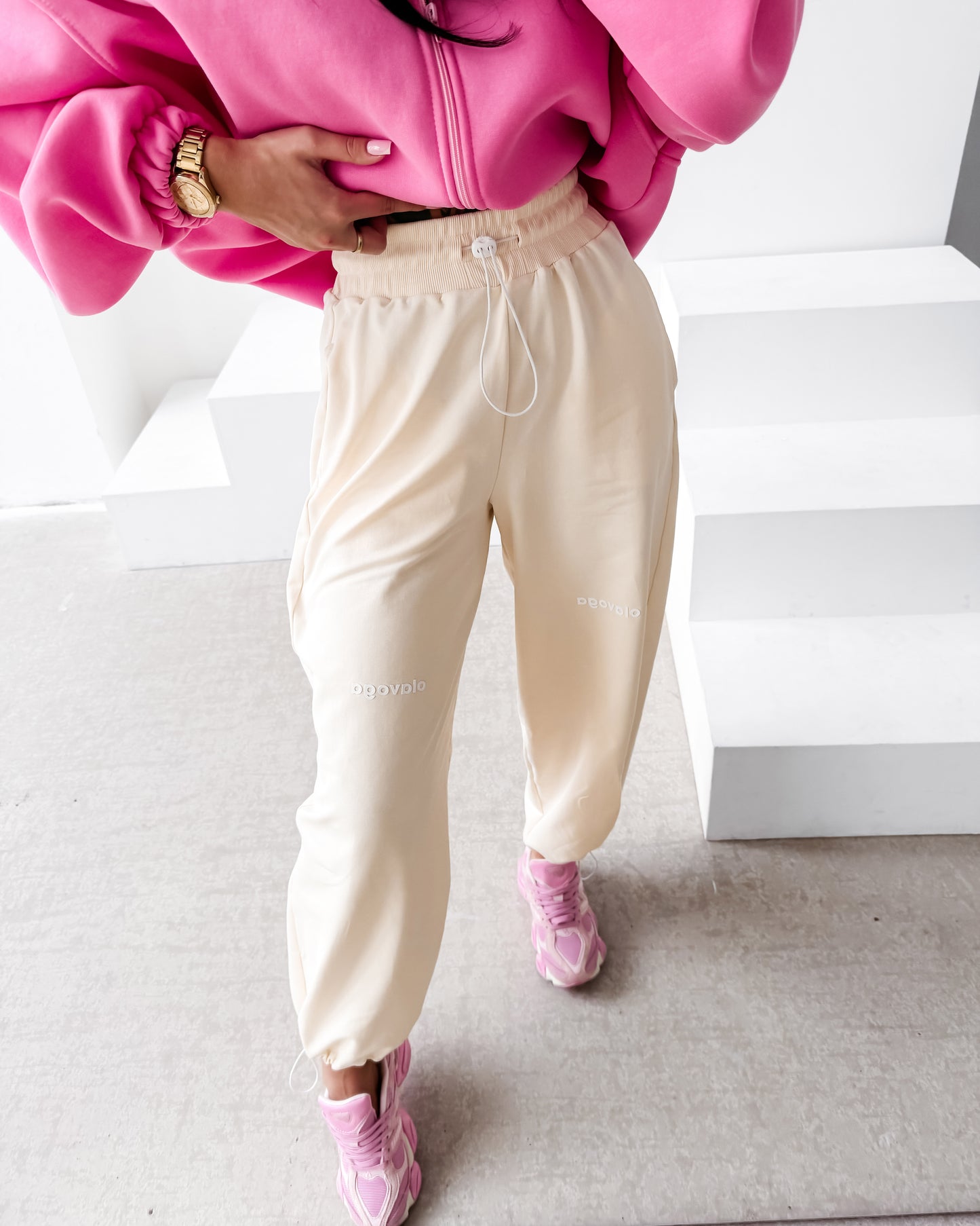 OLAVOGA Nest 2026 trousers