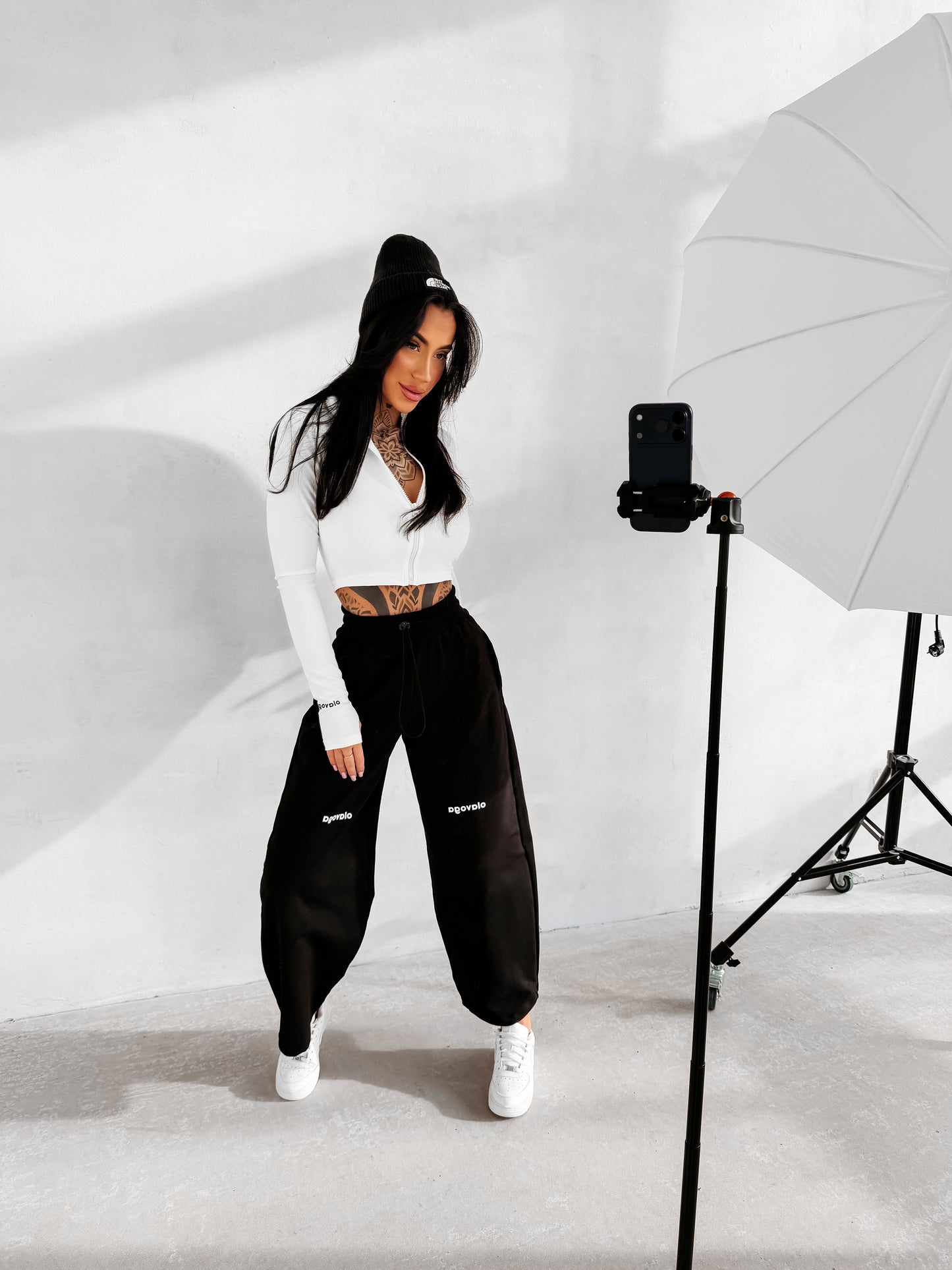 OLAVOGA Nest 2026 trousers