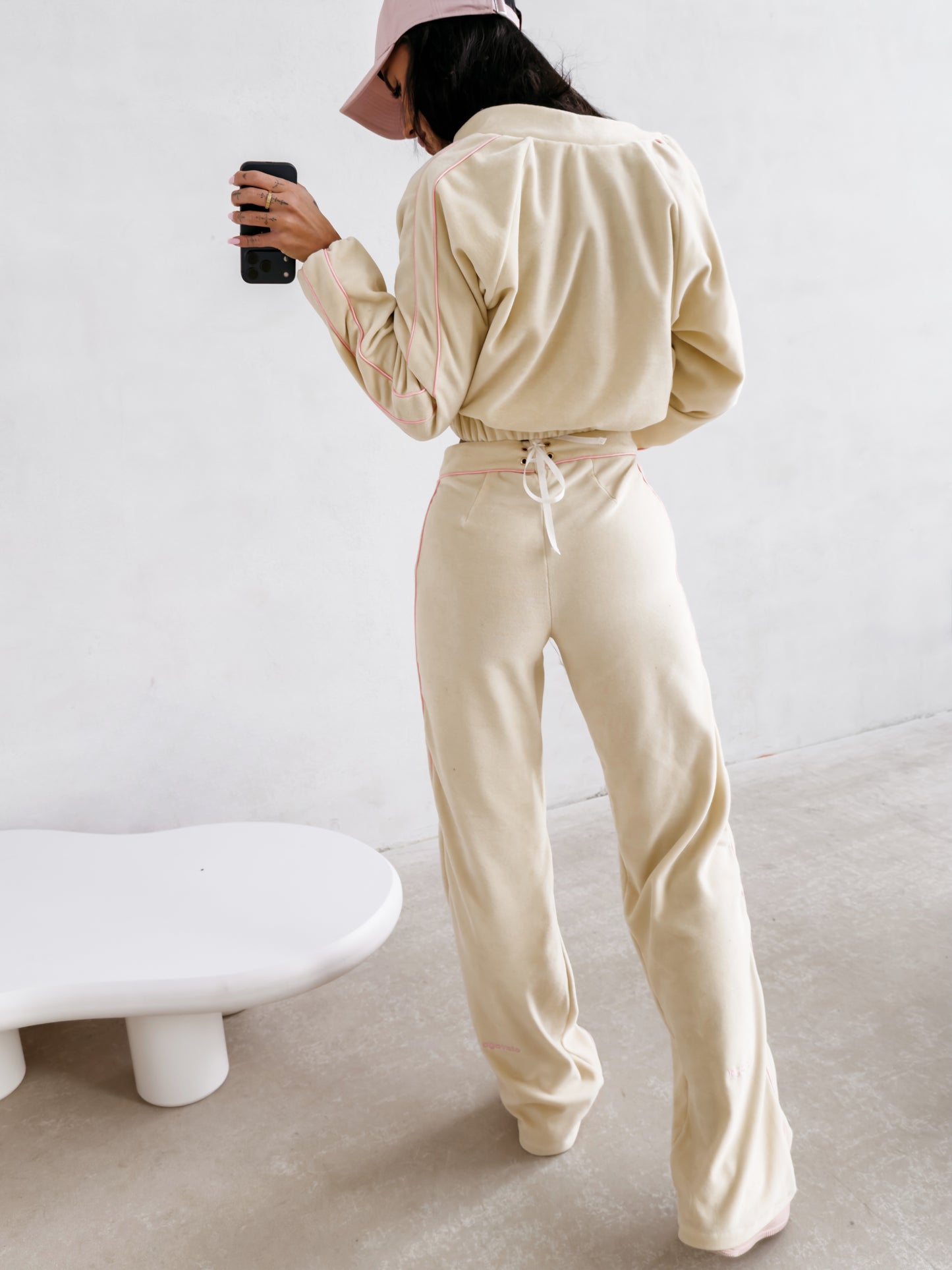 OLAVOGA Trousers VELIN 2026