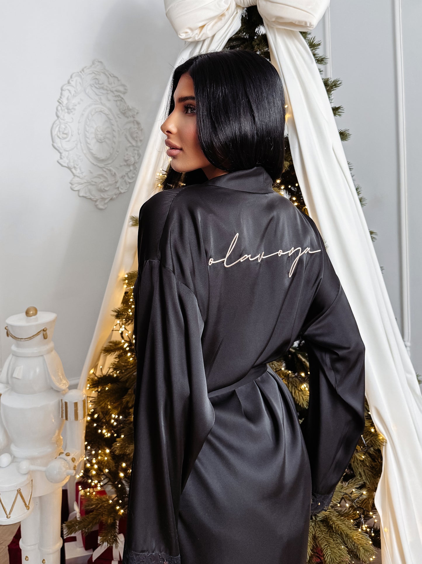 OLAVOGA Robe SAFFRON 2025